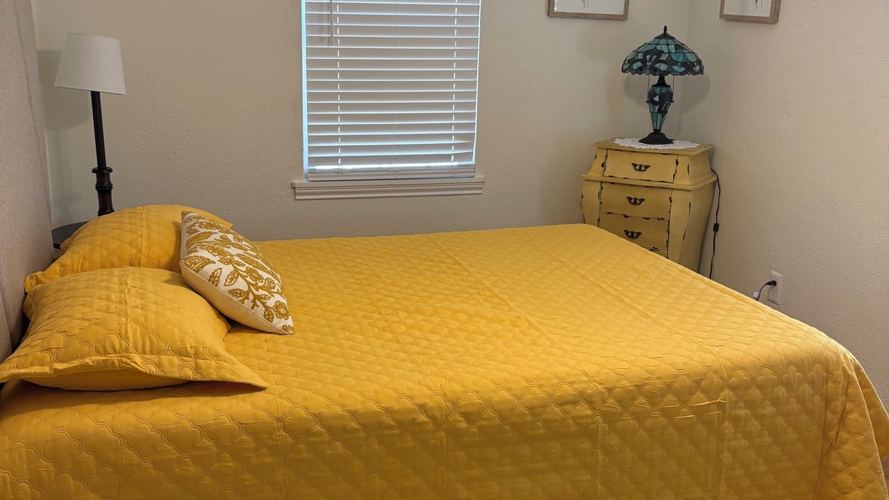 Photo of Bedroom in Coldspring