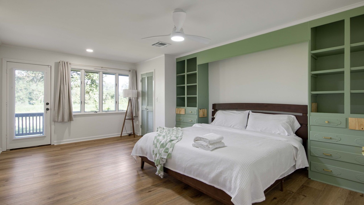 Photo of Bedroom in St. Martinville