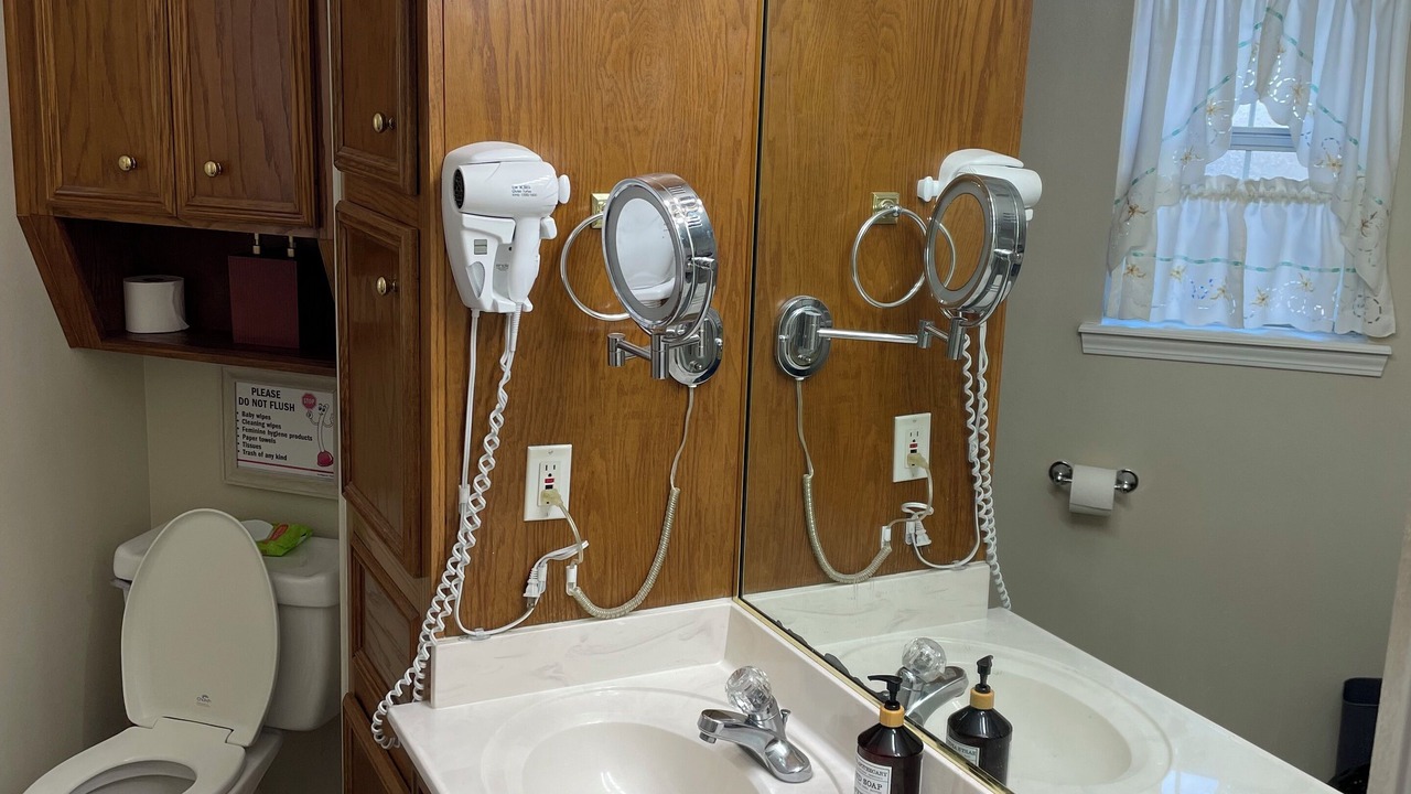 Photo of Bathroom in Doyline