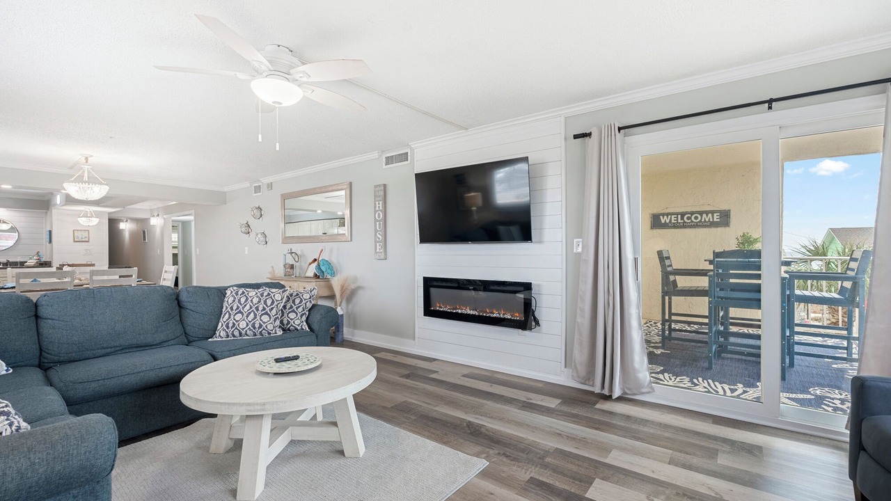 Photo of Livingroom in Crescent Beach