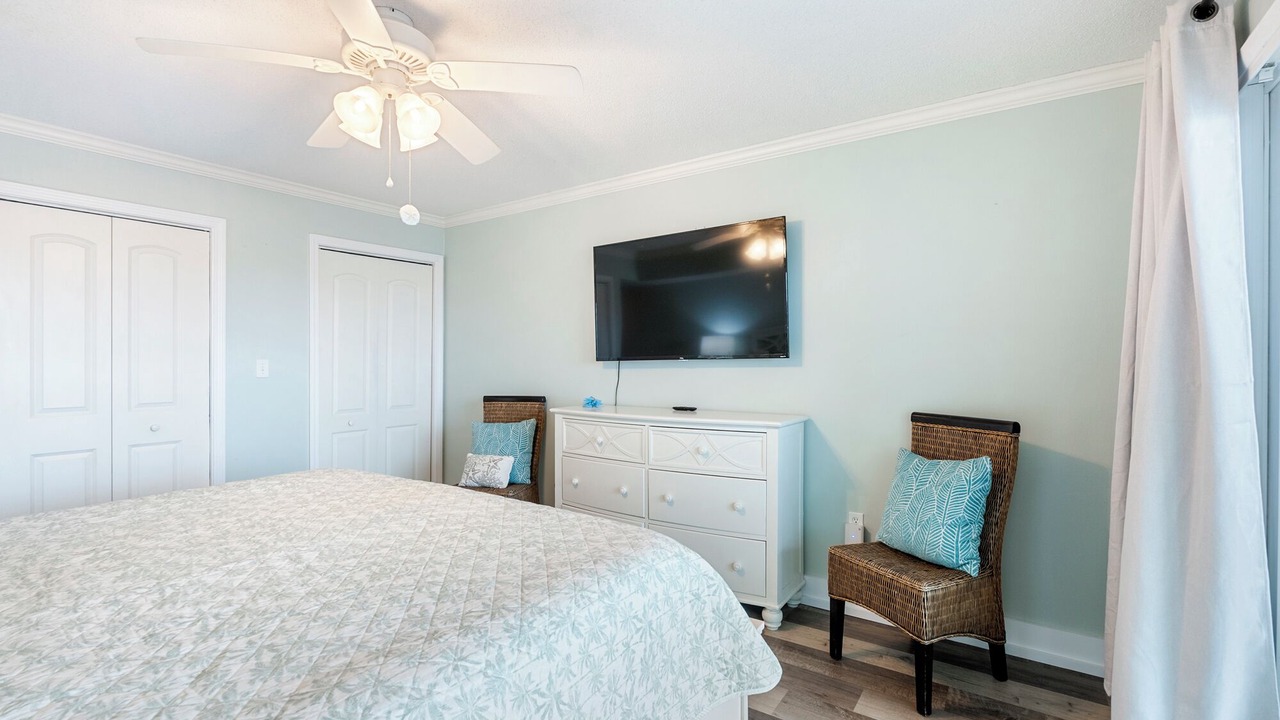 Photo of Bedroom in Crescent Beach