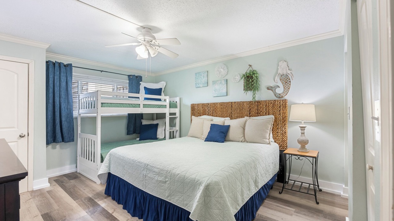 Photo of Bedroom in Crescent Beach