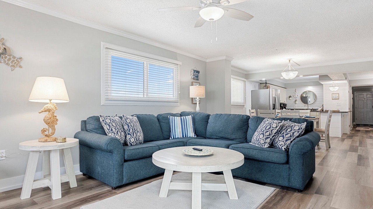 Photo of Livingroom in Crescent Beach