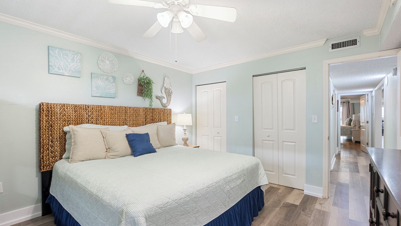 Photo of Bedroom in Crescent Beach