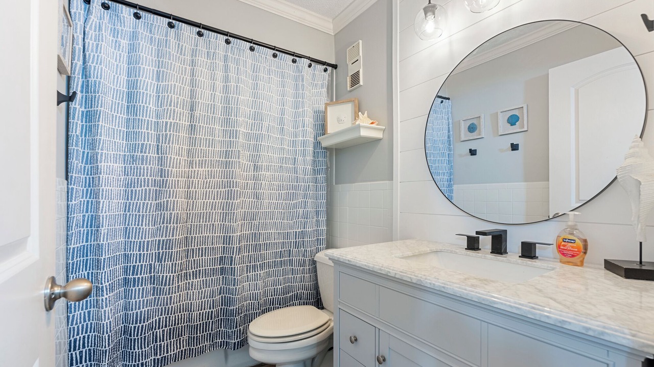 Photo of Bathroom in Crescent Beach