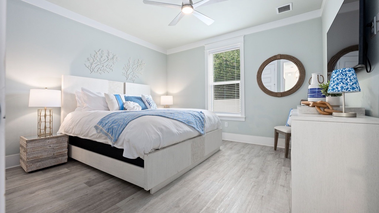 Photo of Bedroom in Emerald Waters Village