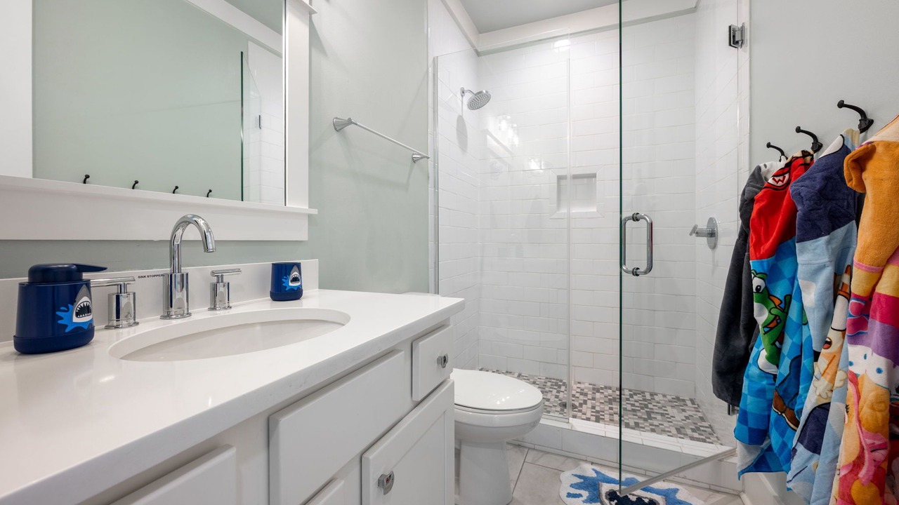 Photo of Bathroom in Emerald Waters Village
