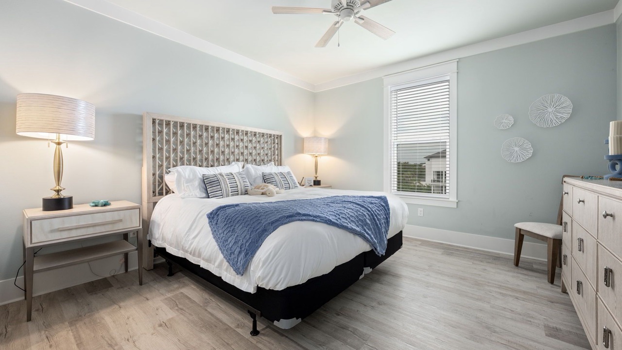 Photo of Bedroom in Emerald Waters Village
