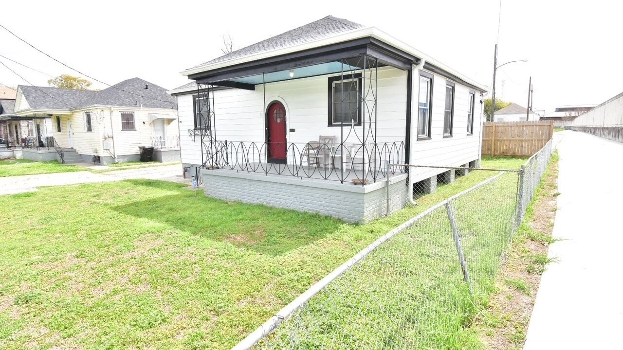 Photo of Outdoor in Saint Roch