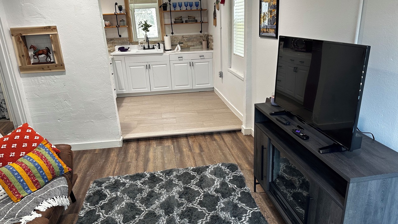 Photo of Livingroom in Hot Springs