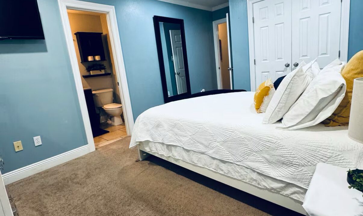 Photo of Bedroom in Chalmette