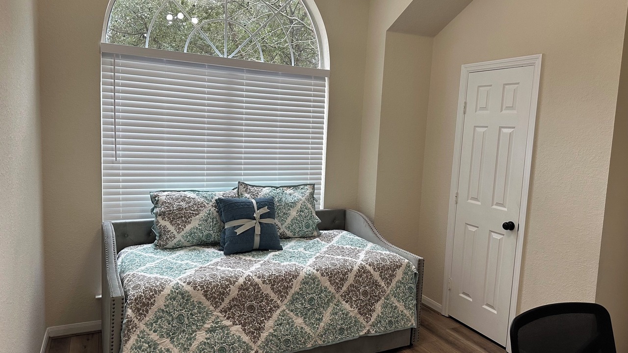 Photo of Bedroom in College Park