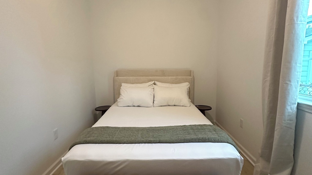 Photo of Bedroom in East Riverside