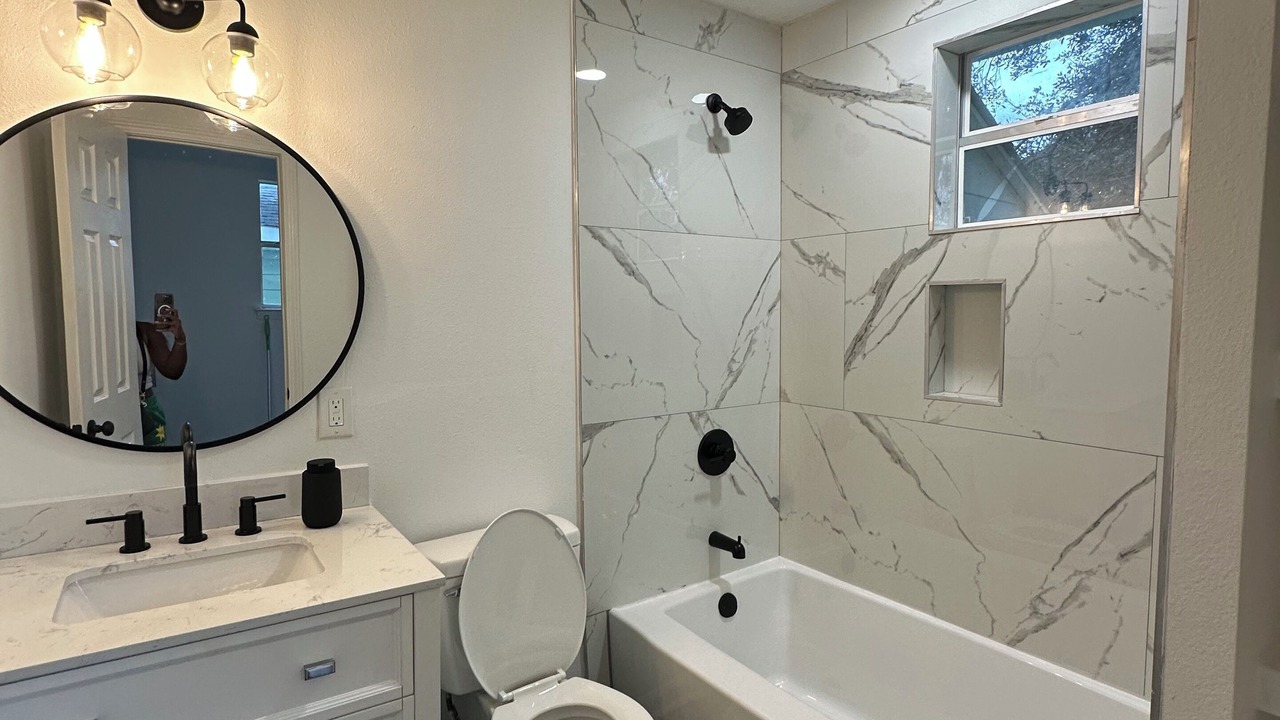 Photo of Bathroom in East Riverside