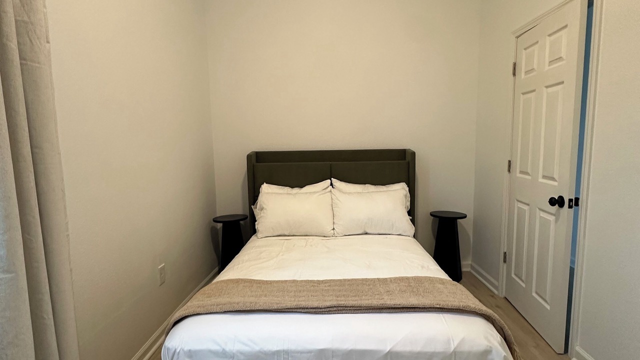 Photo of Bedroom in East Riverside