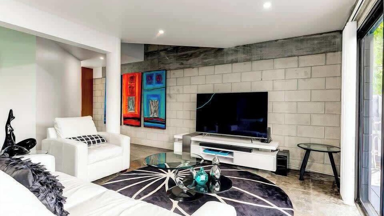 Photo of Livingroom in Hendricks and Venice Isles