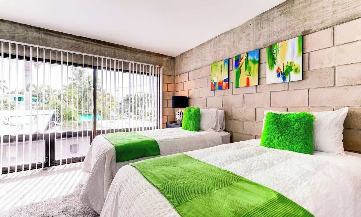 Photo of Bedroom in Hendricks and Venice Isles