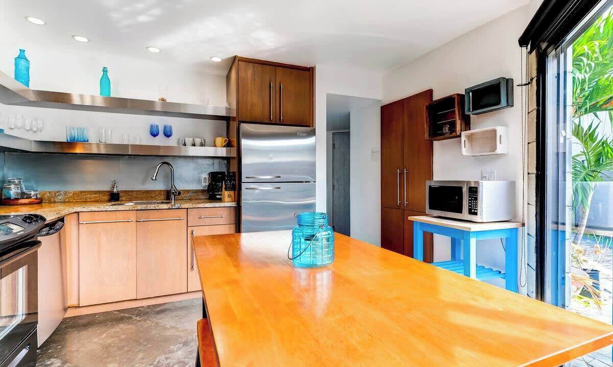 Photo of Kitchen in Hendricks and Venice Isles