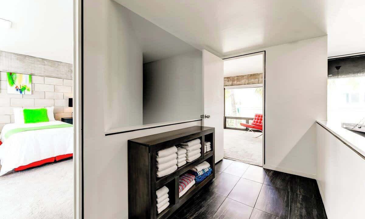 Photo of Bedroom in Hendricks and Venice Isles