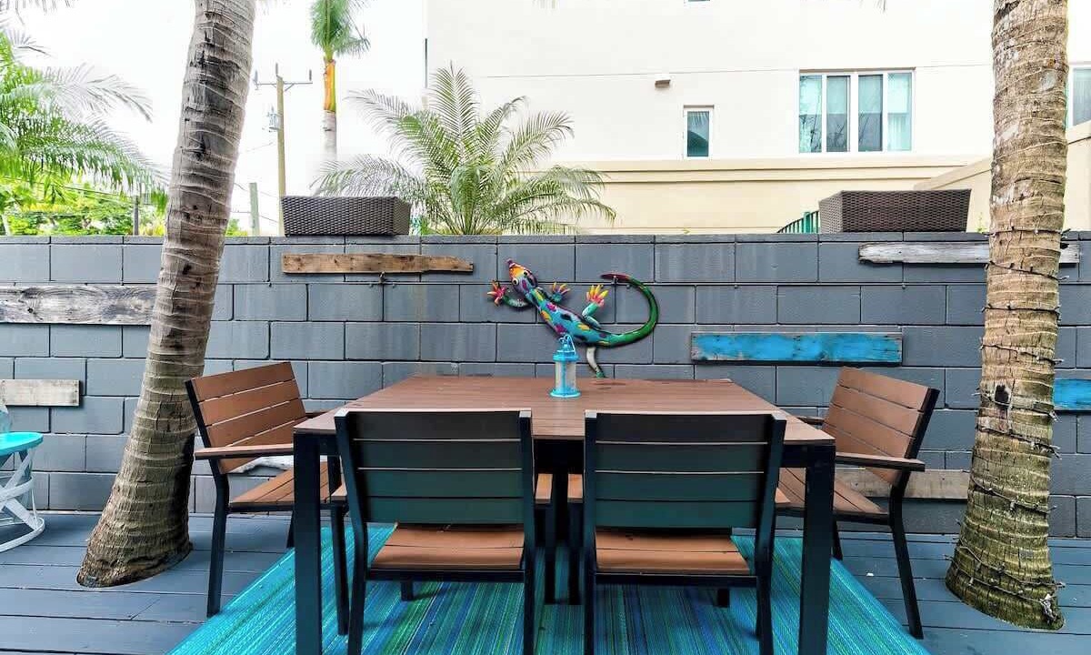 Photo of Outdoor in Hendricks and Venice Isles