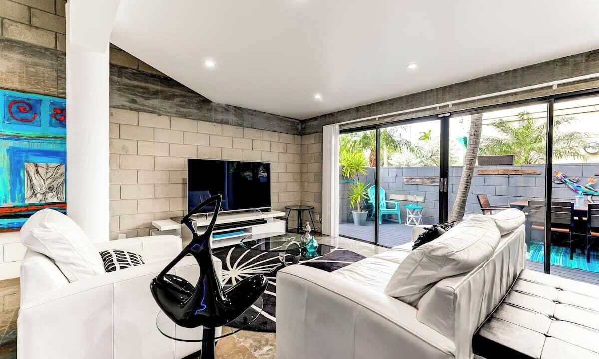 Photo of Livingroom in Hendricks and Venice Isles