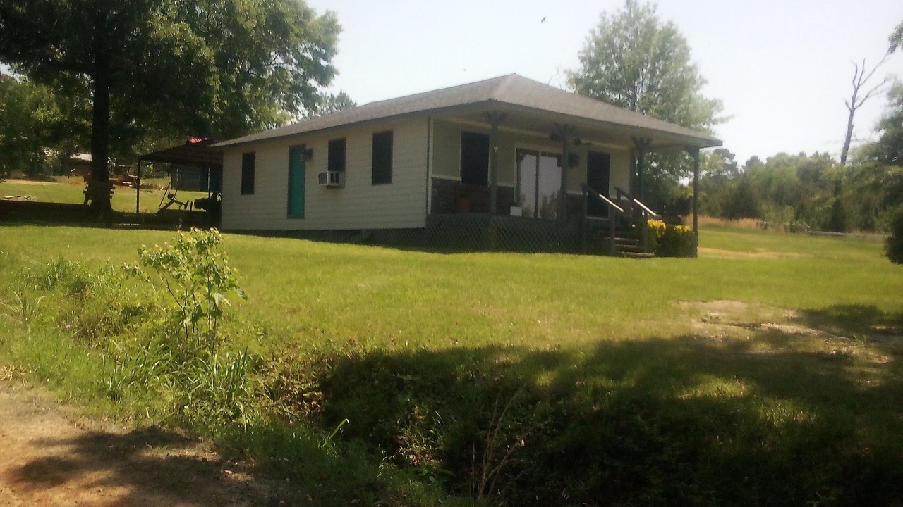 Photo of Outdoor in Broaddus