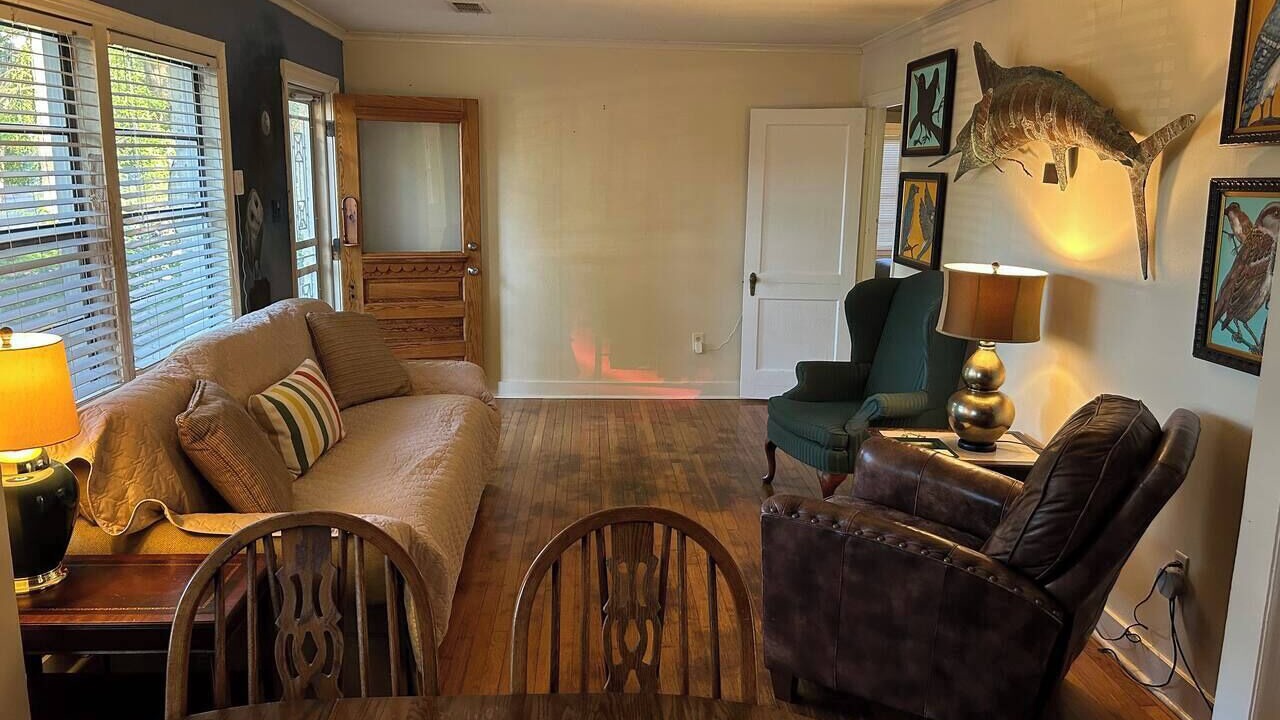 Photo of Livingroom in Fondren