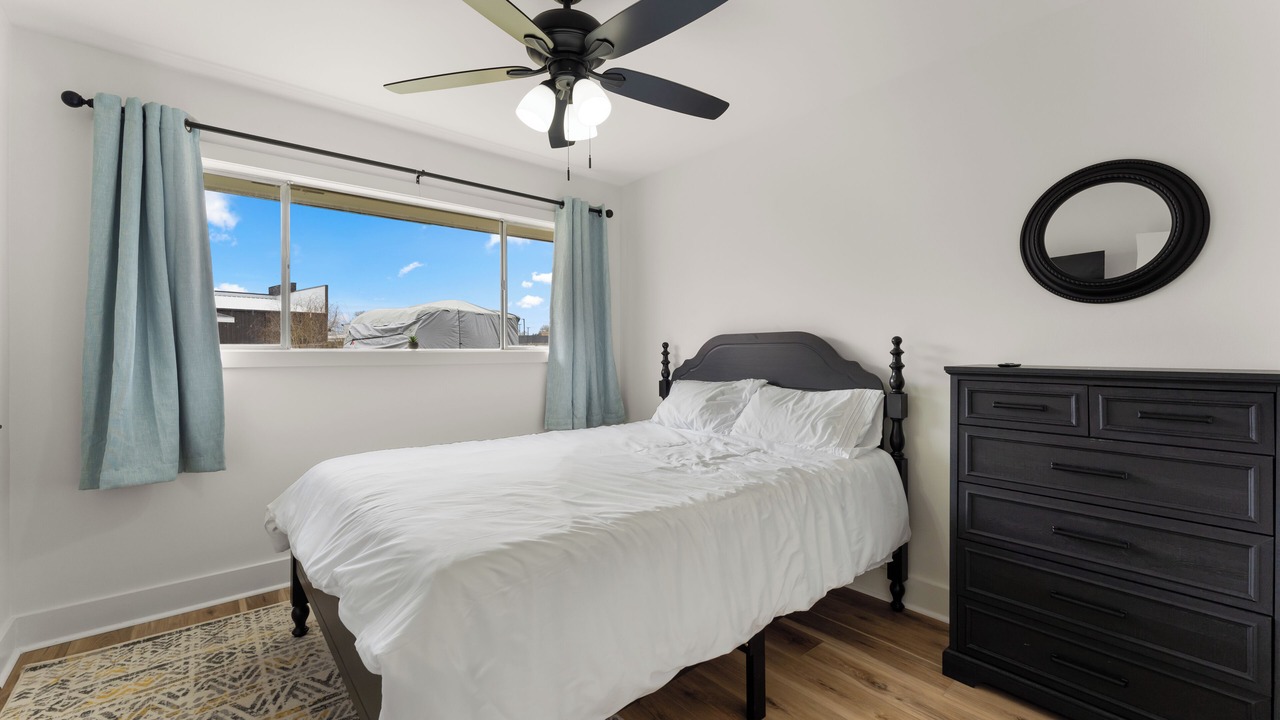 Photo of Bedroom in Lake Charles