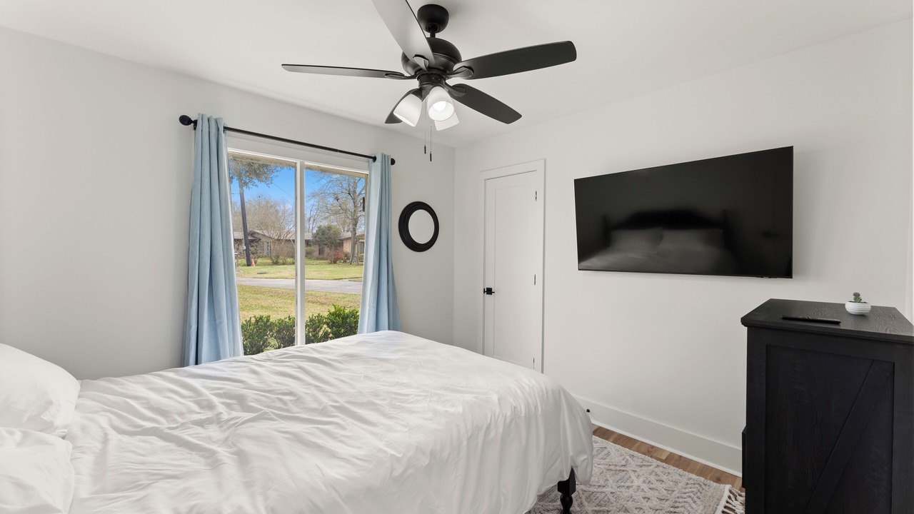 Photo of Bedroom in Lake Charles