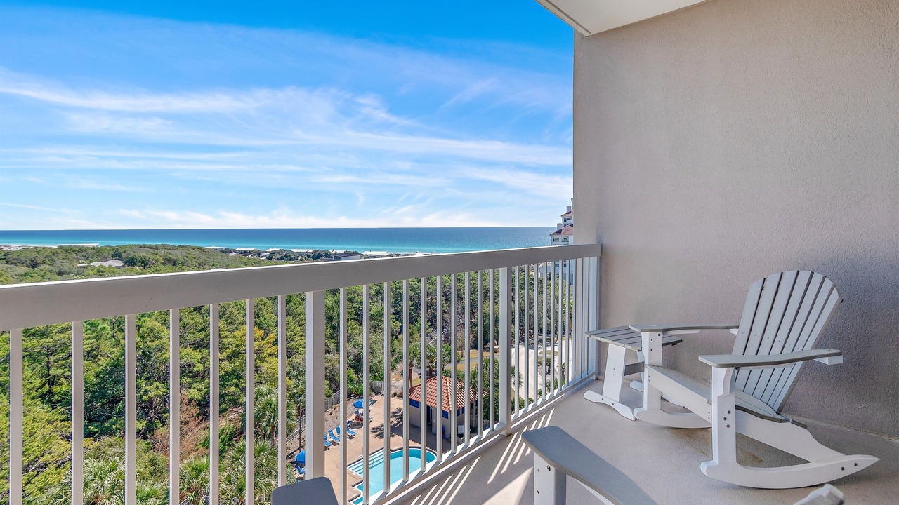 Photo of Patio Balcony in Four Mile Village