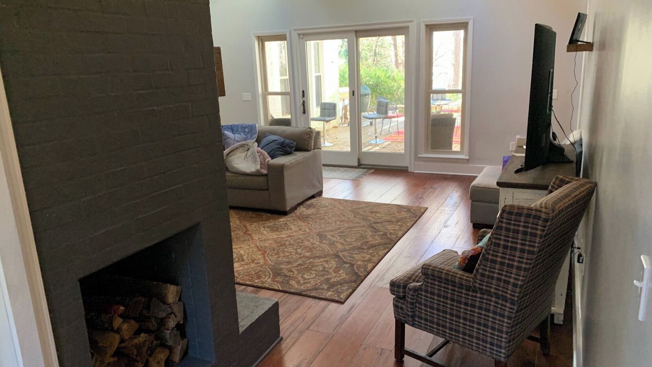 Photo of Livingroom in Hattiesburg