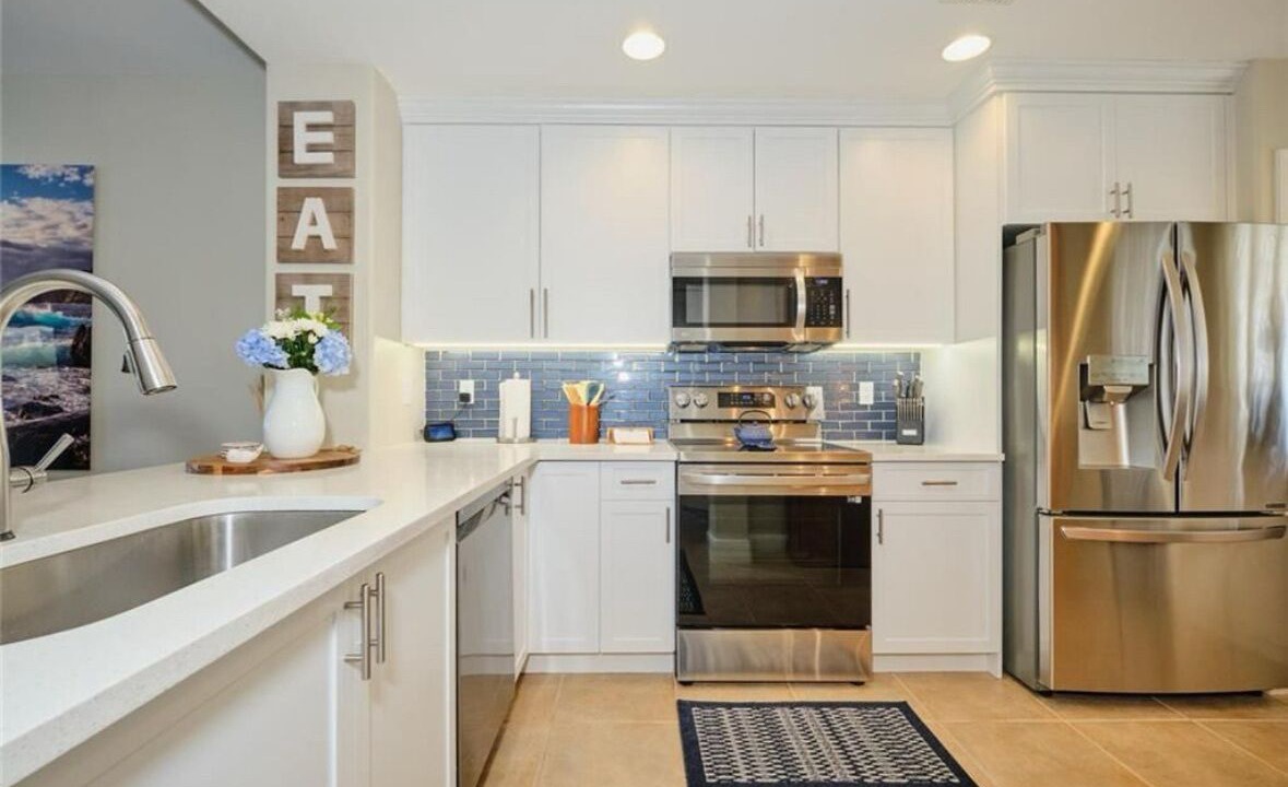 Photo of Kitchen in Tropical Cove