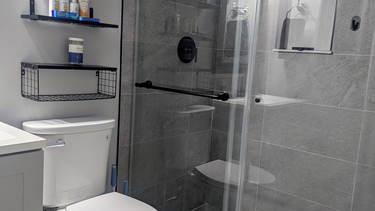 Photo of Bathroom in Survey Creek