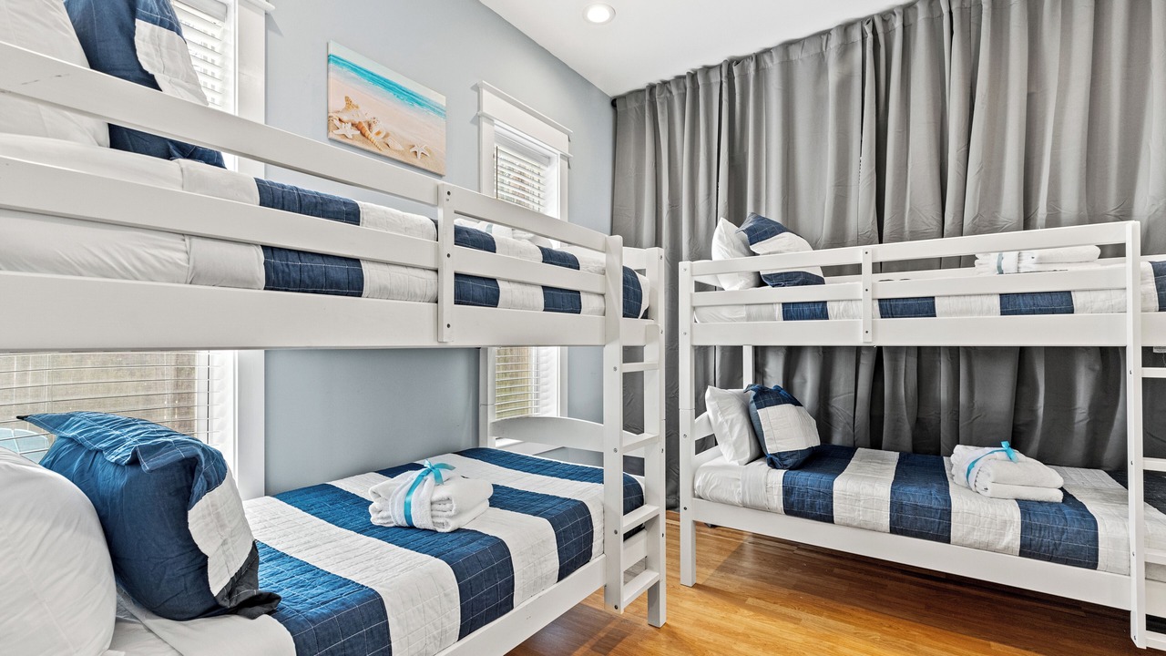 Photo of Bedroom in Bahama Beach