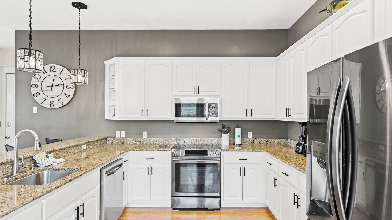 Photo of Kitchen in Bahama Beach