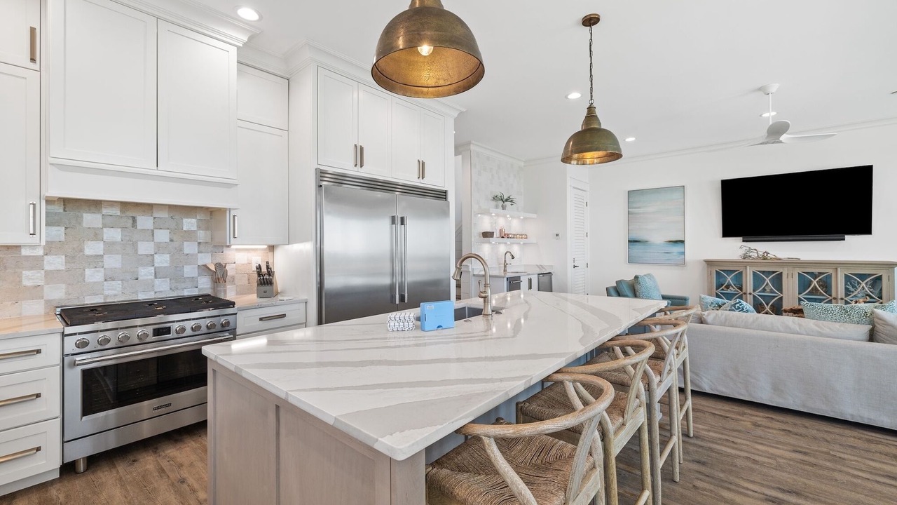 Photo of Kitchen in Laguna Beach