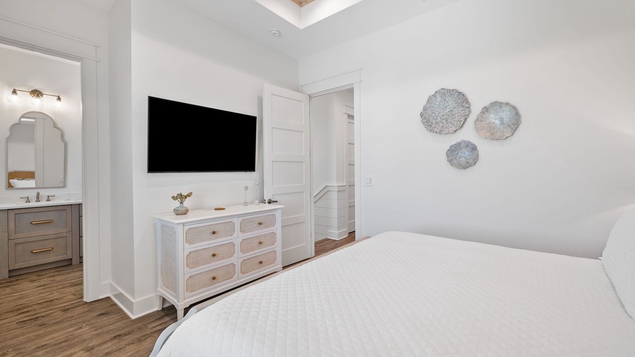 Photo of Bedroom in Laguna Beach