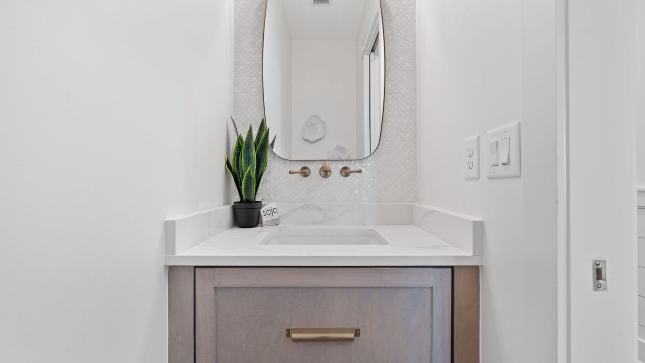 Photo of Bathroom in Laguna Beach