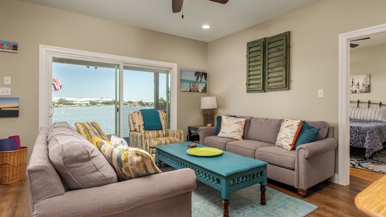 Photo of Livingroom in Royal Lagoons
