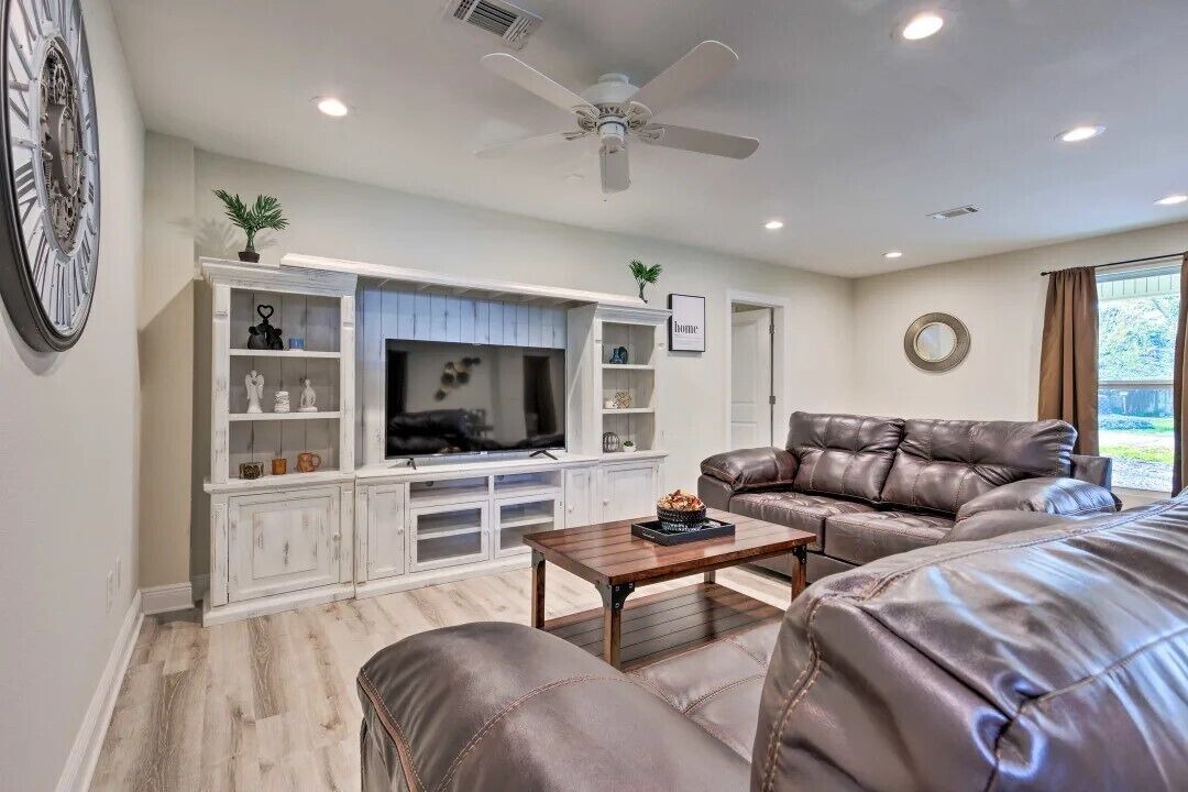 Photo of Livingroom in Mississippi City