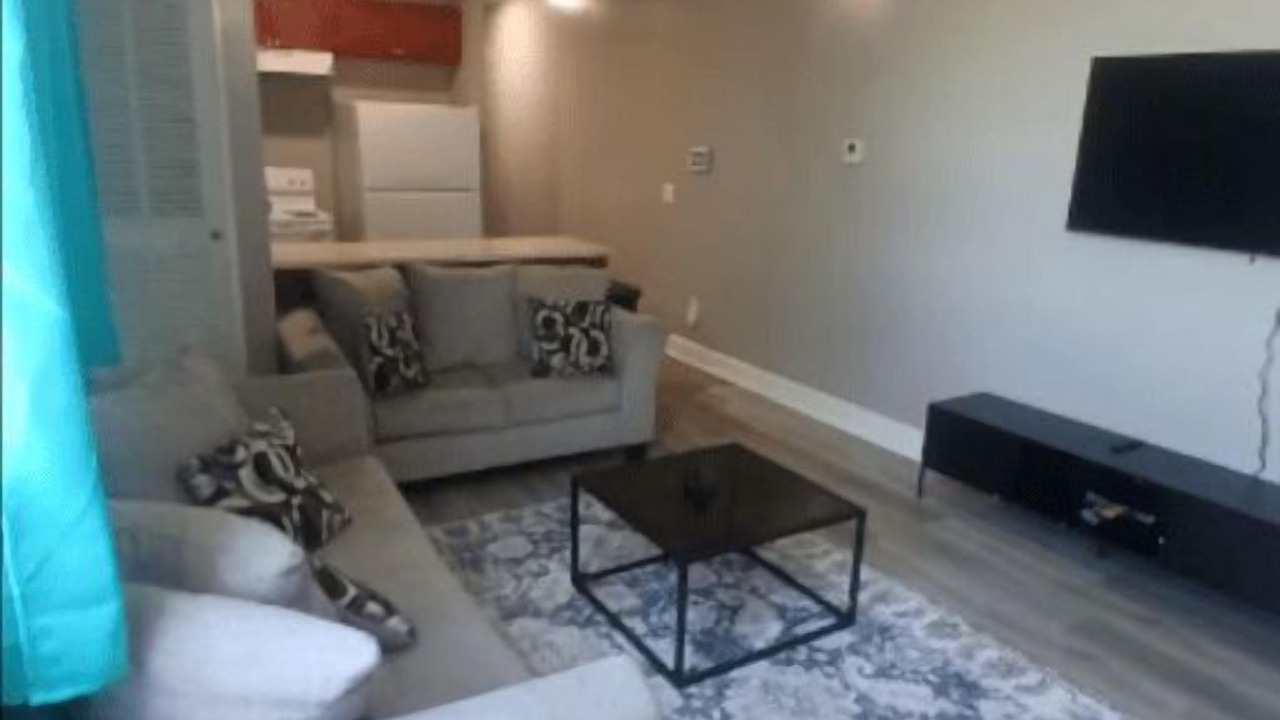 Photo of Livingroom in West Lake Forest