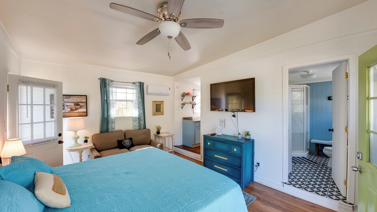Photo of Bedroom in Magnolia Bluffs