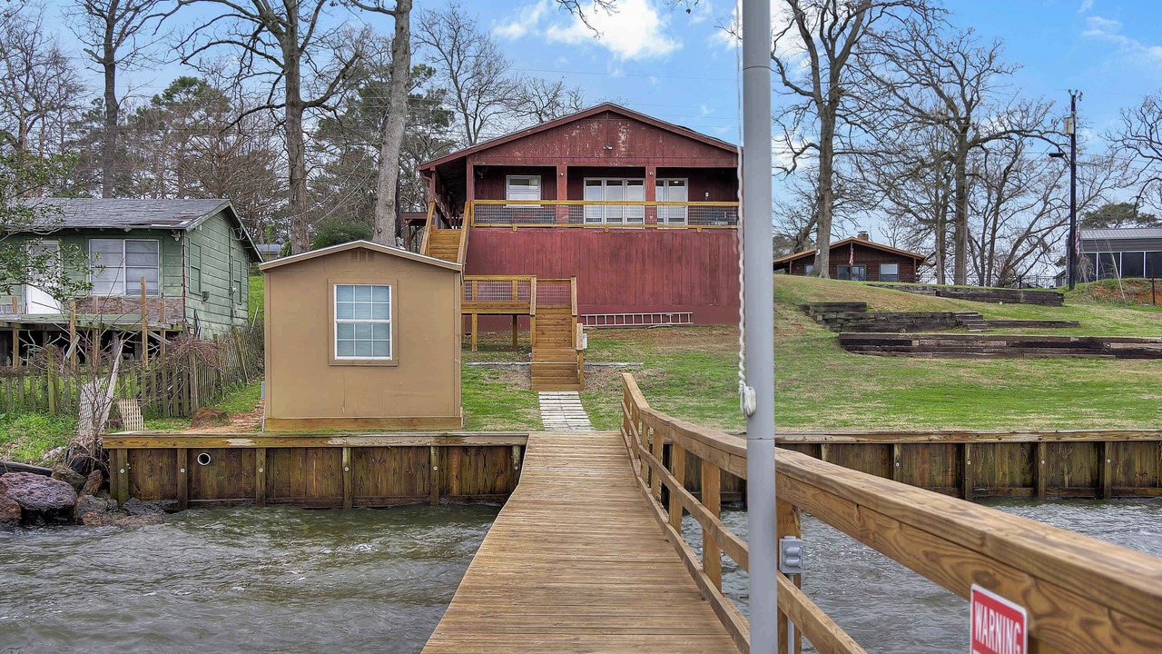 Photo of Outdoor in Henderson County