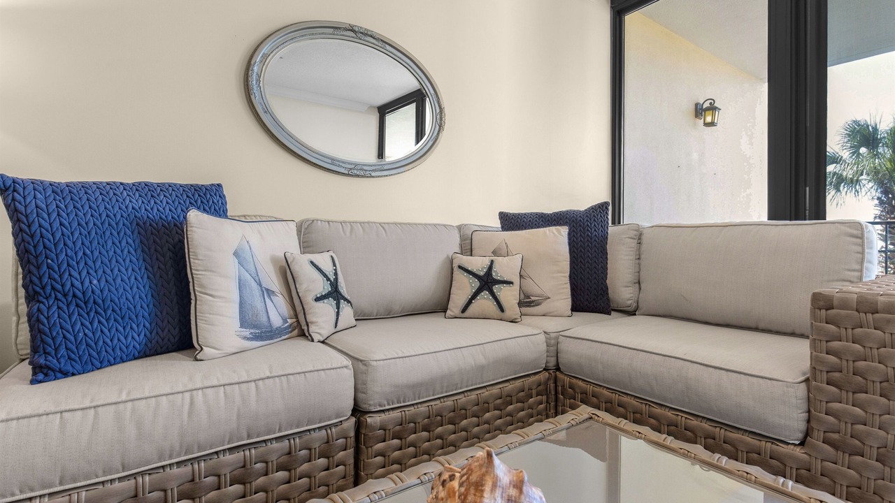Photo of Livingroom in Dauphin Island