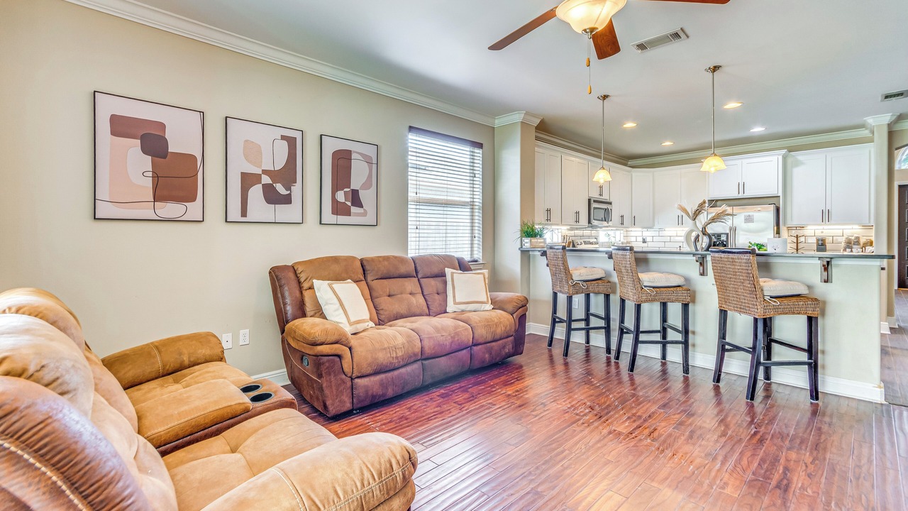 Photo of Livingroom in Mary Esther