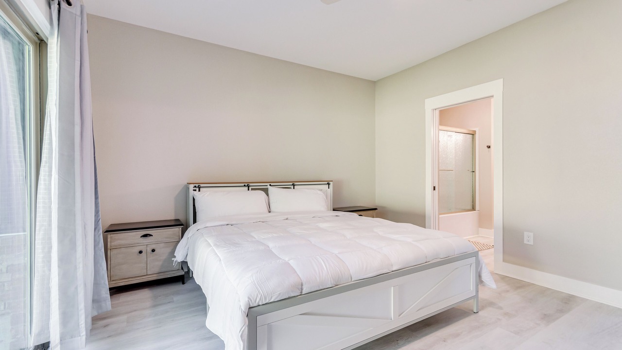 Photo of Bedroom in Ensley
