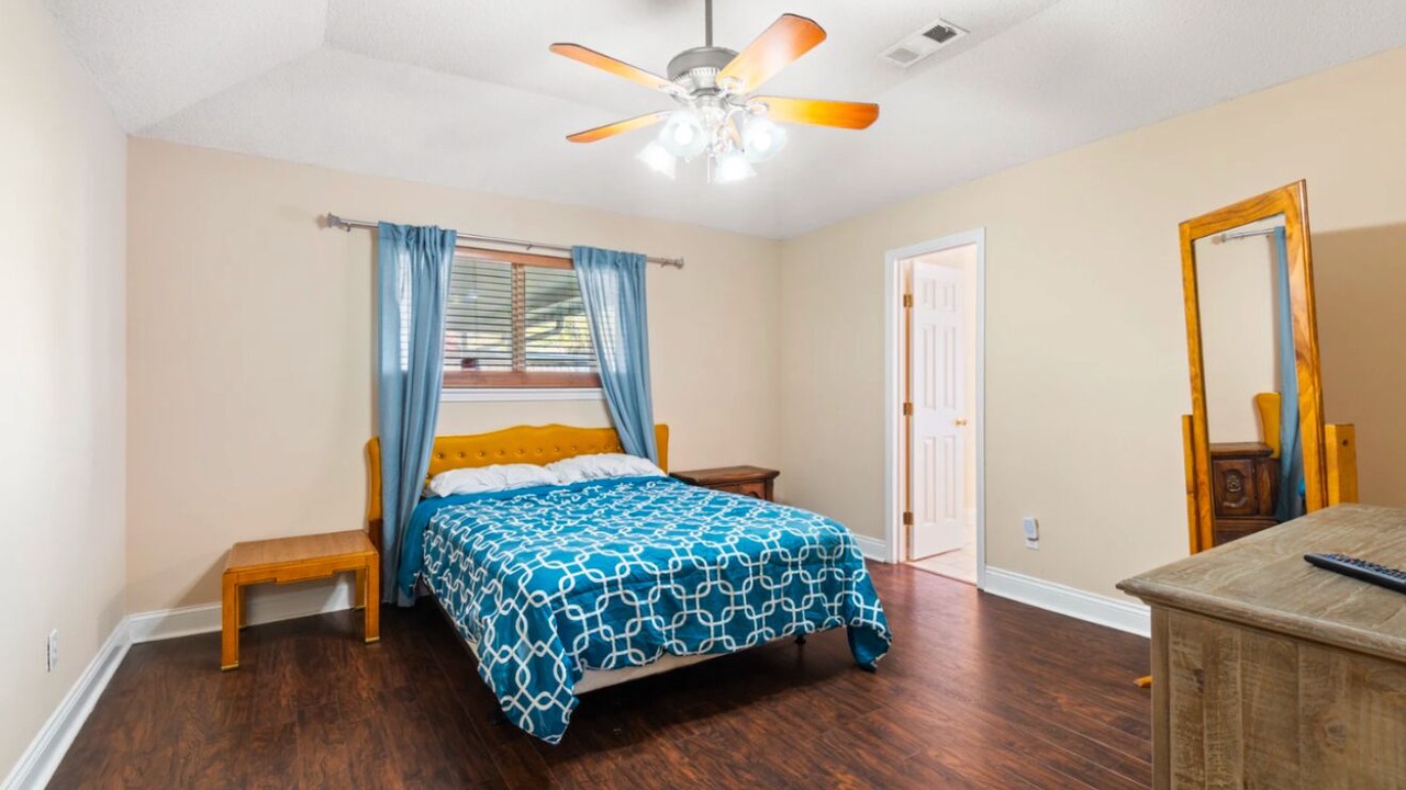 Photo of Bedroom in Slidell