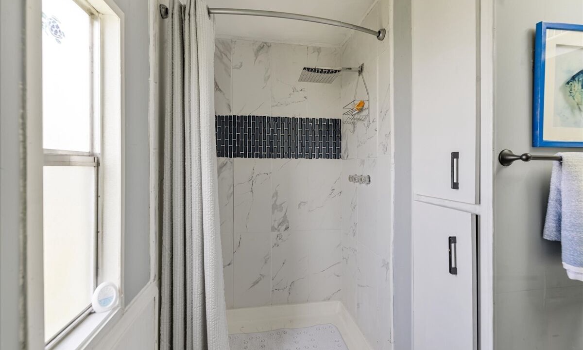 Photo of Bathroom in Diplomat