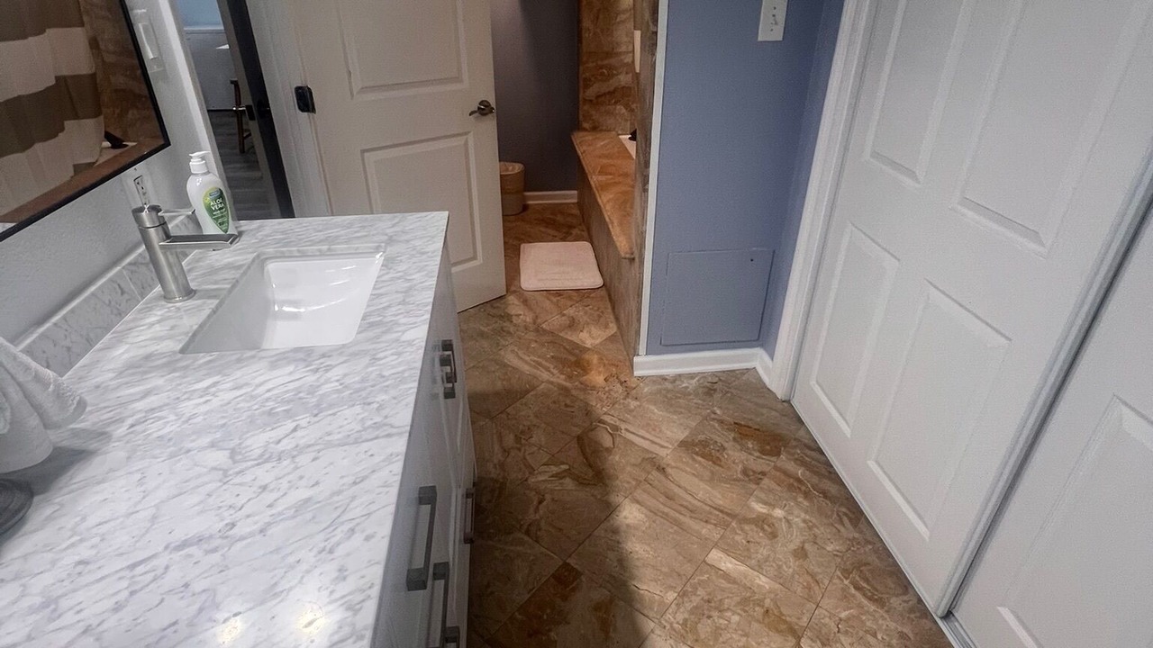 Photo of Bathroom in Arabi