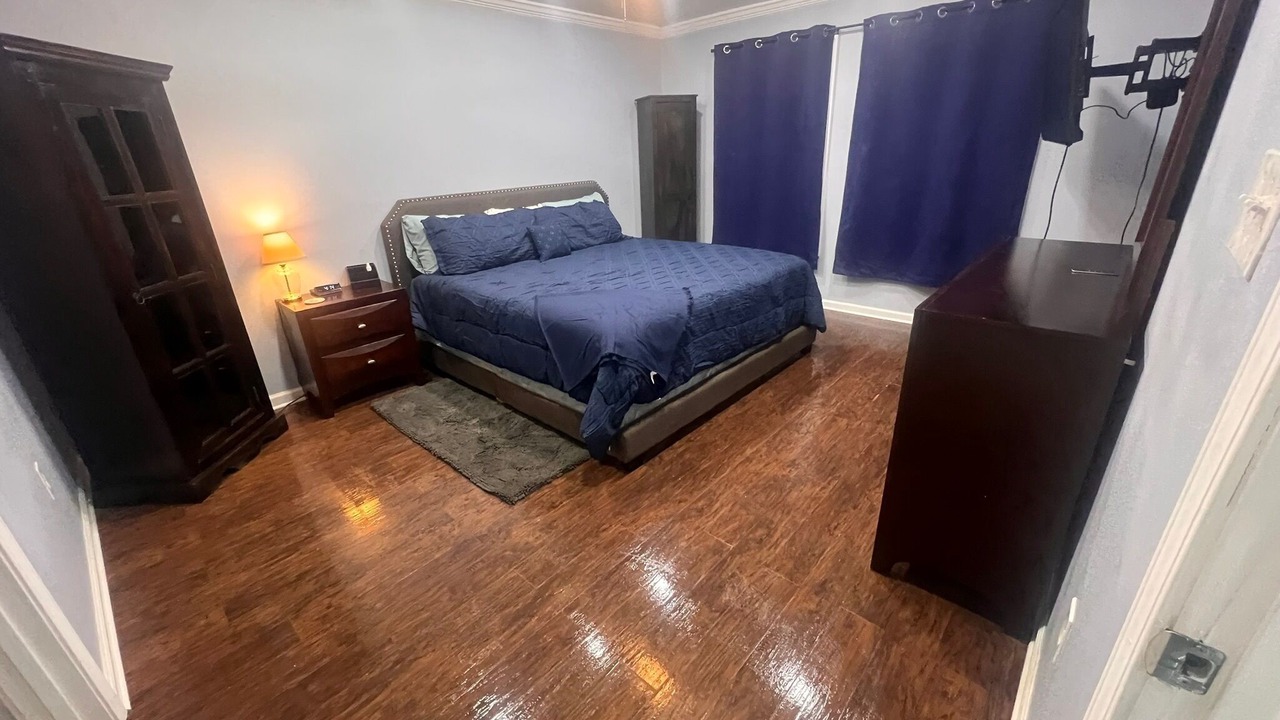 Photo of Bedroom in Arabi